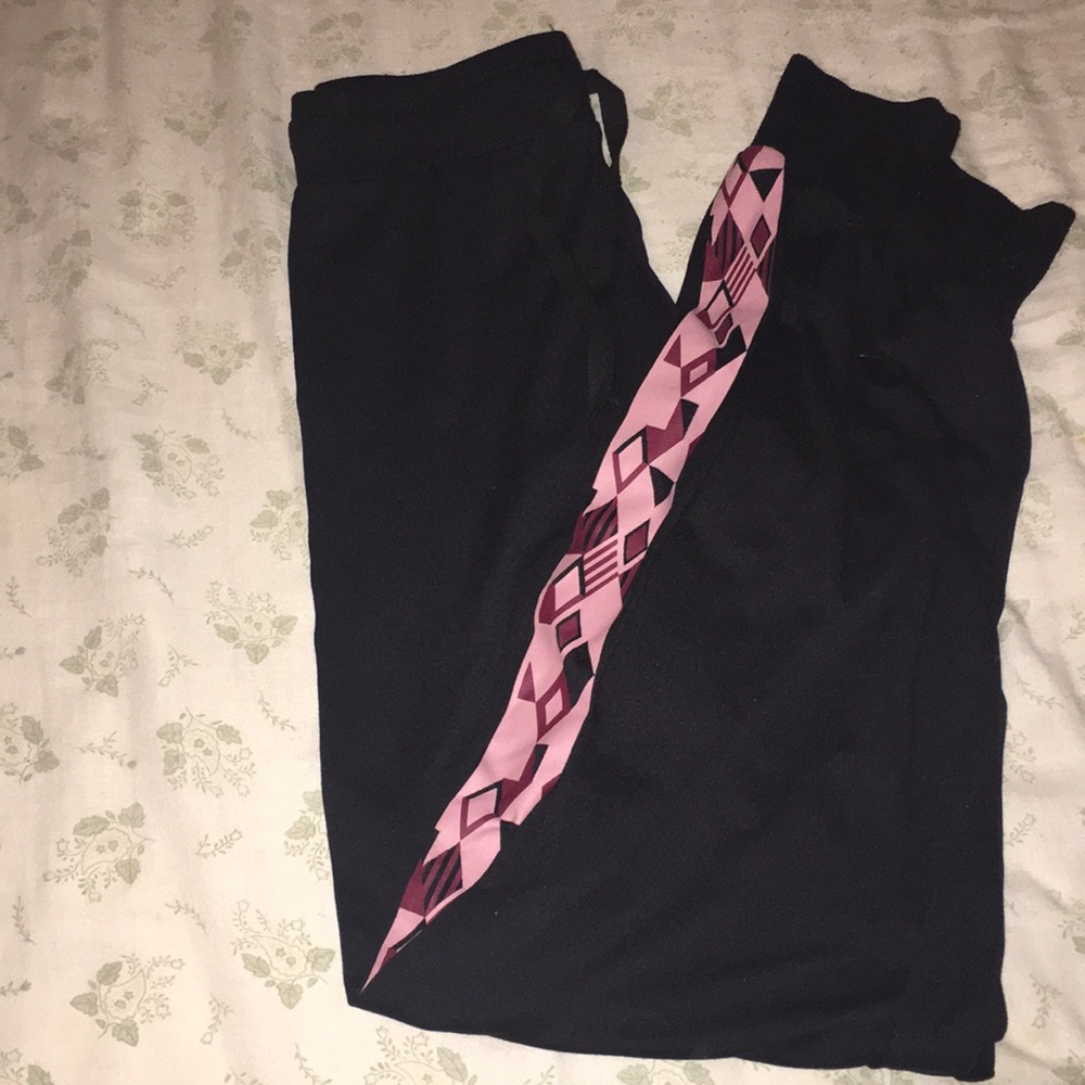Rue 21 Tribal print joggers